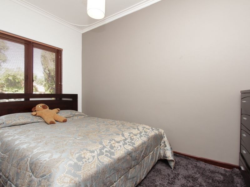 8 Custance Street, Lathlain WA 6100