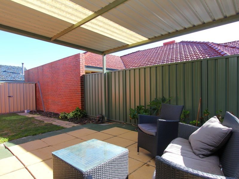 8 Custance Street, Lathlain WA 6100
