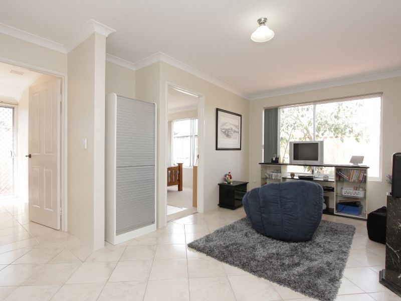 9 Rousham Street, Canning Vale WA 6155