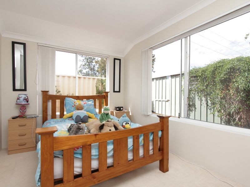 9 Rousham Street, Canning Vale WA 6155