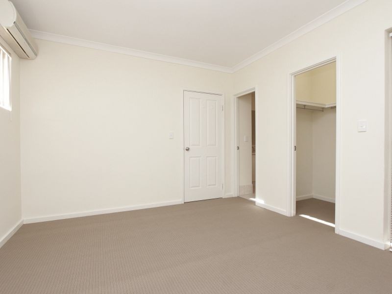 67D Leonard Street, Victoria Park WA 6100