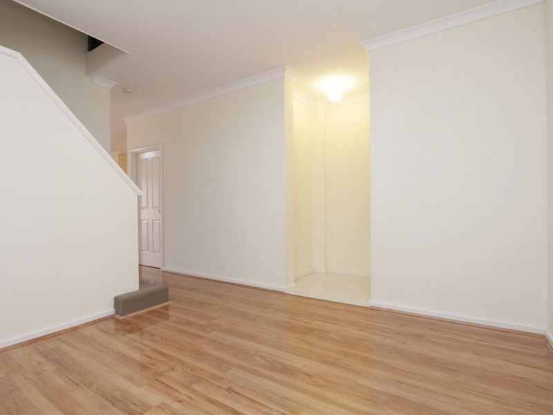 67D Leonard Street, Victoria Park WA 6100