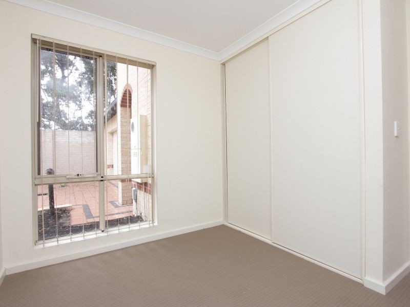 67D Leonard Street, Victoria Park WA 6100