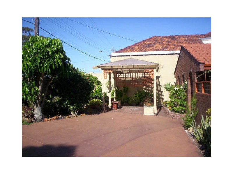 559 Walter Road East, Bayswater WA 6053