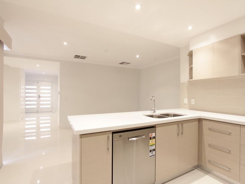 48 Leonard Street, Victoria Park WA 6100