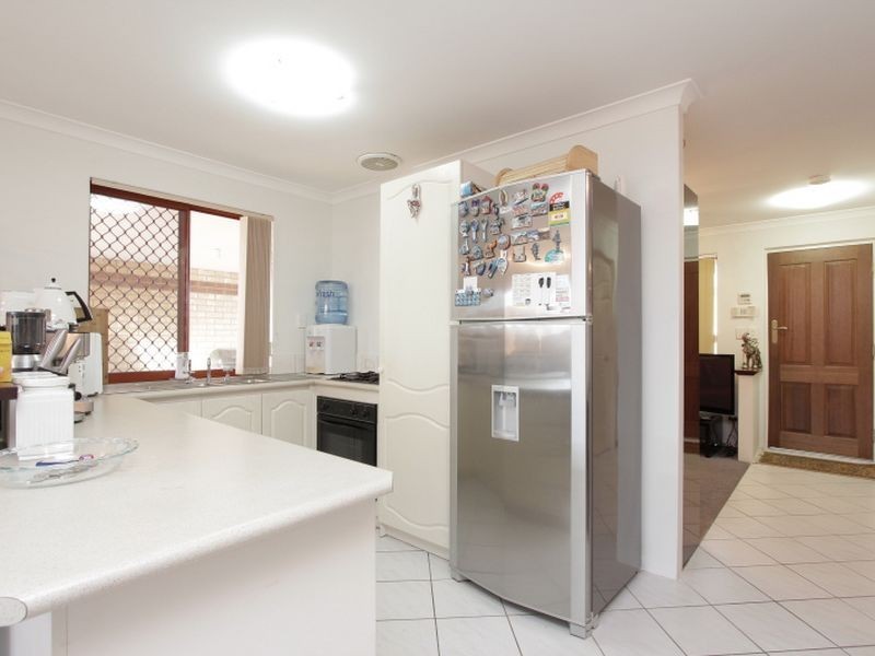 2/32 Crawford Street, Cannington WA 6107