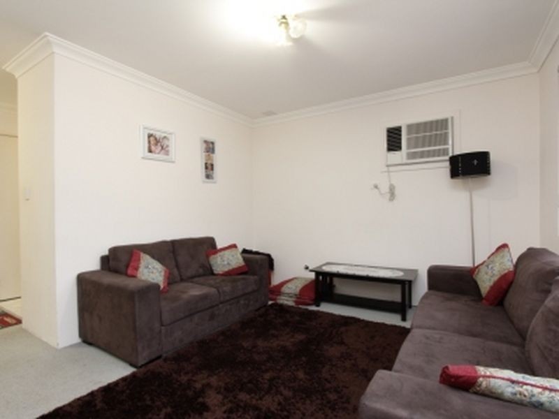 11/9 Lansing Street, Queens Park WA 6107