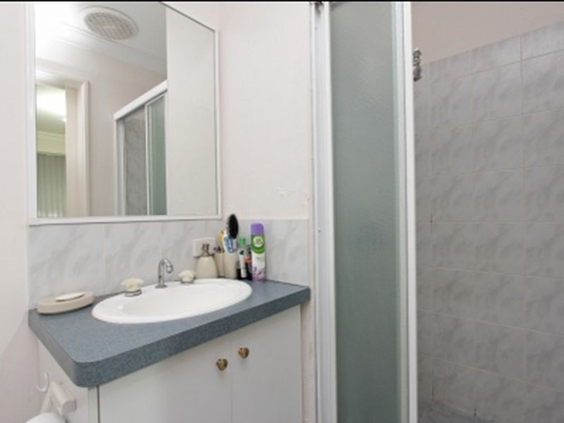 11/9 Lansing Street, Queens Park WA 6107