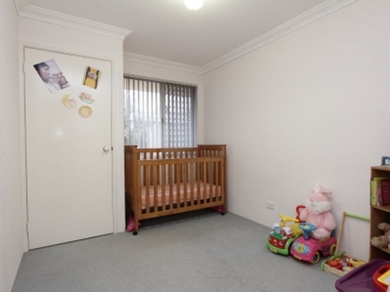 11/9 Lansing Street, Queens Park WA 6107