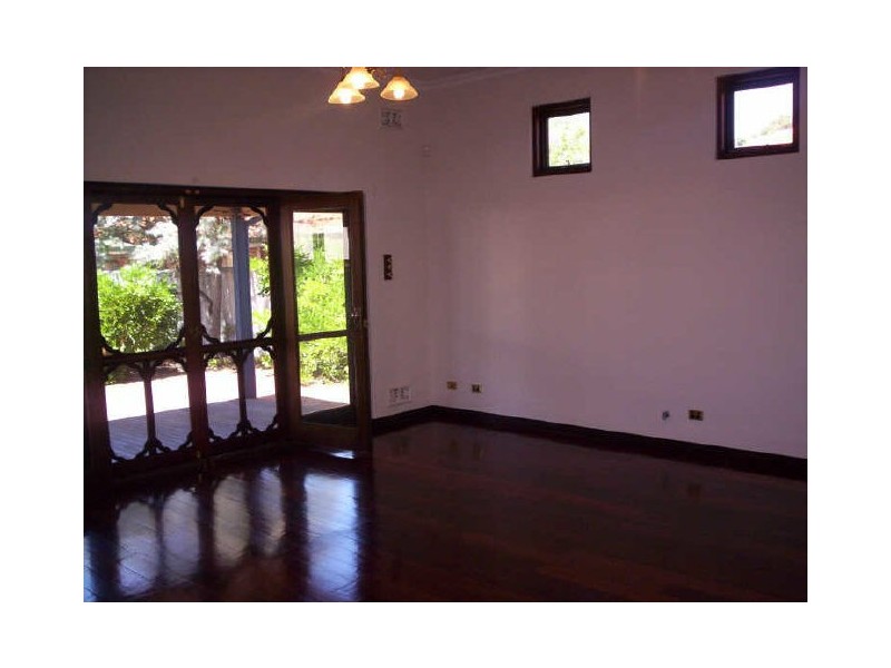 34 Hubert Street, East Victoria Park WA 6101