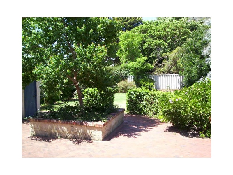 34 Hubert Street, East Victoria Park WA 6101