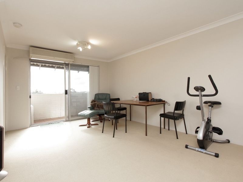 20K/45 King George Street, Victoria Park WA 6100