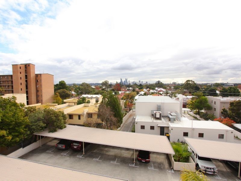 20K/45 King George Street, Victoria Park WA 6100