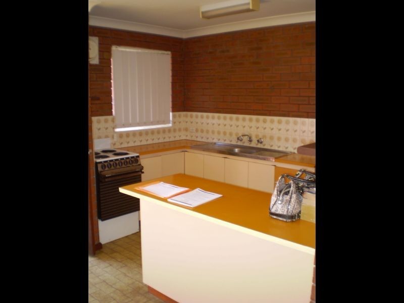 8/246 Canning Highway, Como WA 6152