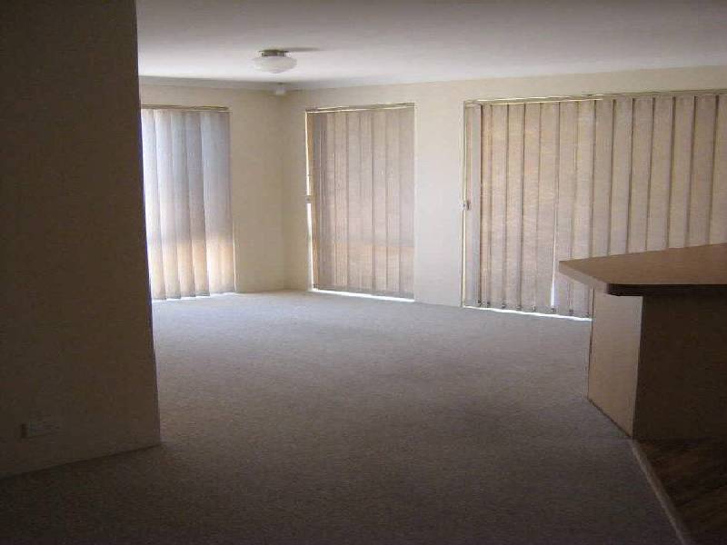 4/36 Queen Street, Bentley WA 6102