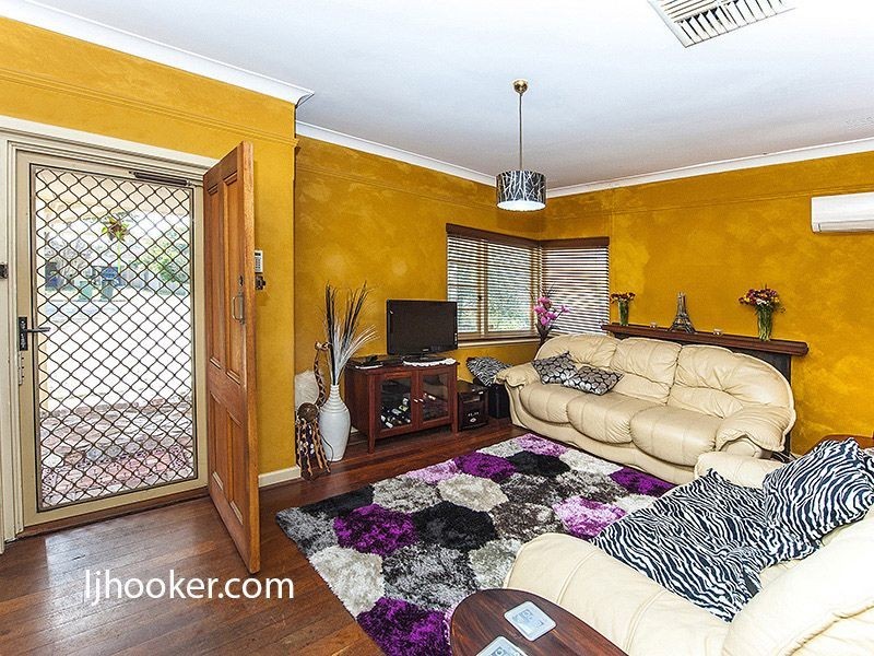 9A Taree Street, St James WA 6102