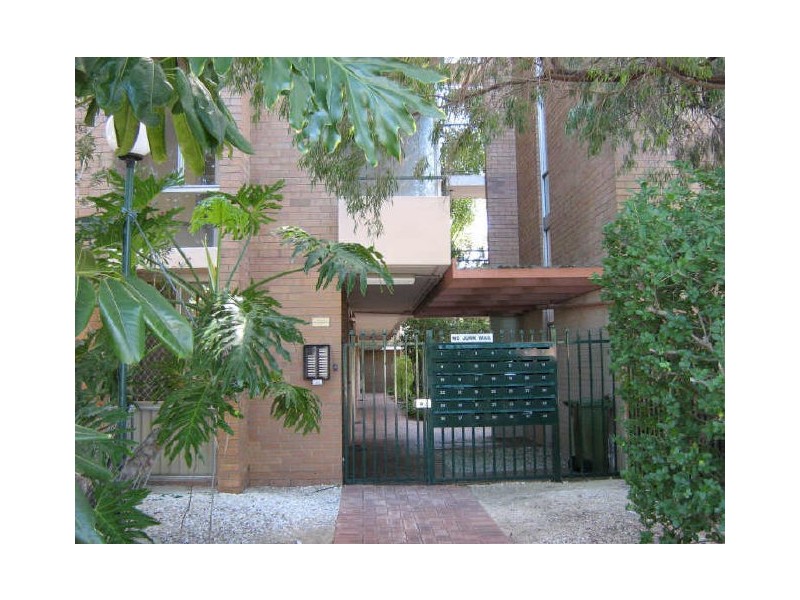 12/80 King George Street, Victoria Park WA 6100