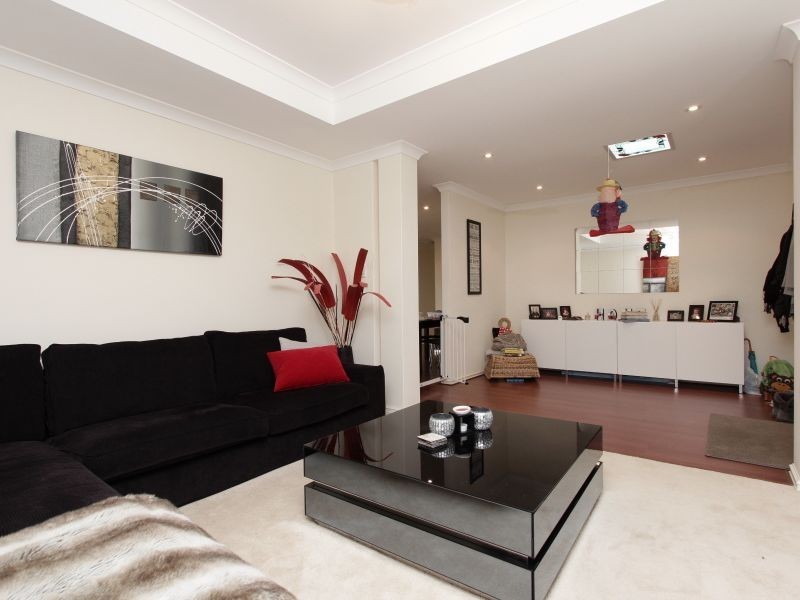 1/53 Manchester Street, Victoria Park WA 6100