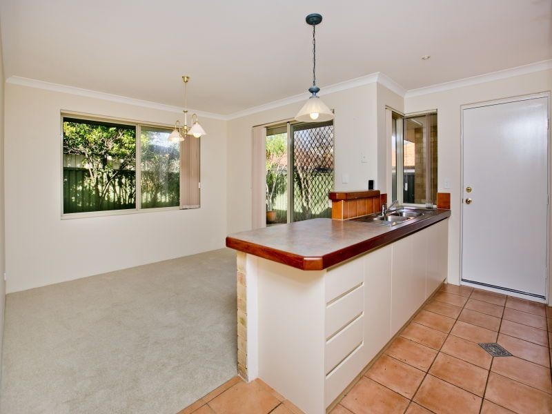 35A Griffin Crescent, Manning WA 6152