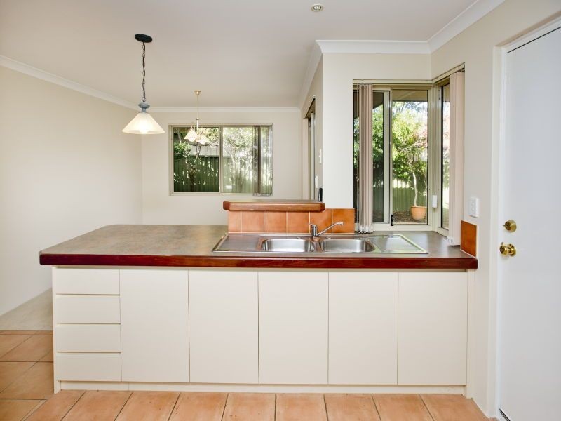 35A Griffin Crescent, Manning WA 6152