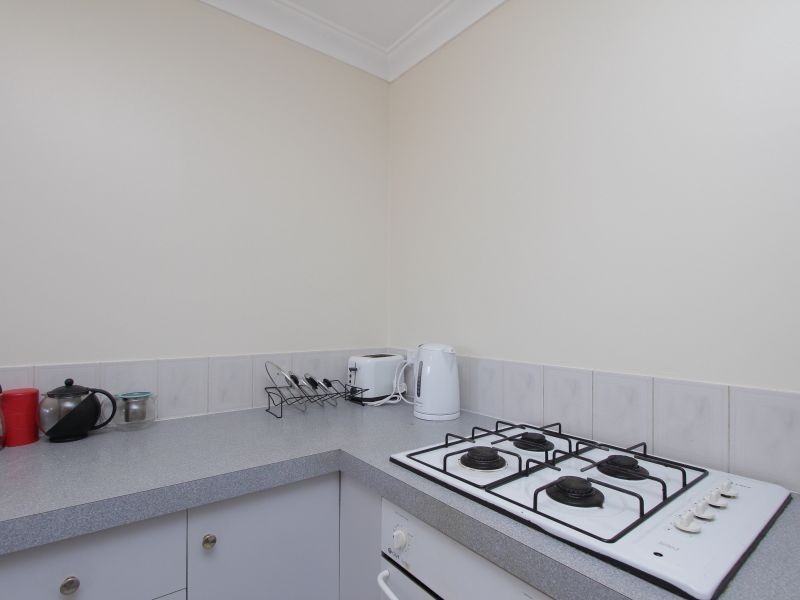 11/9 Lansing Street, Queens Park WA 6107