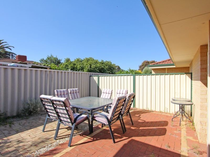 11/9 Lansing Street, Queens Park WA 6107