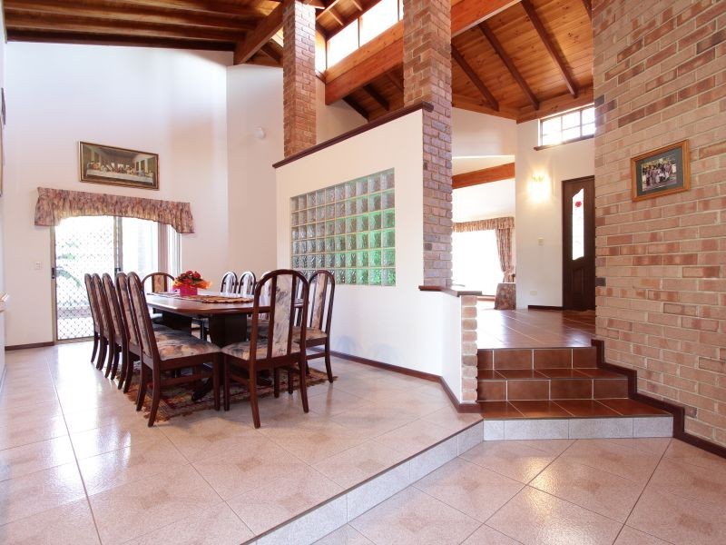 26 Winsor Road, Kalamunda WA 6076