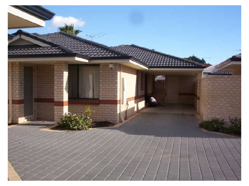 1/207 Sevenoaks Street, Cannington WA 6107