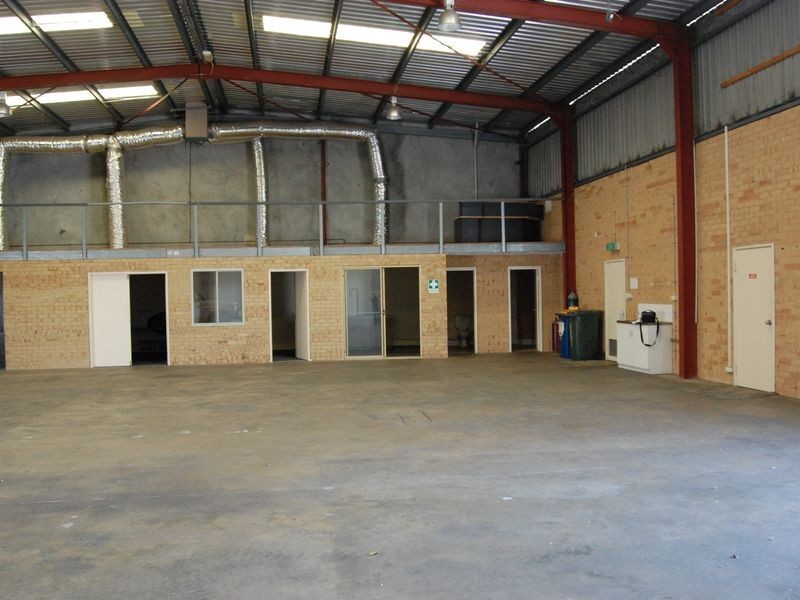 5/156 Bannister Road, Canning Vale WA 6155