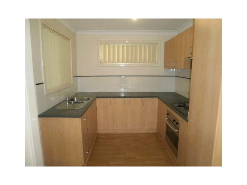 8 Wandarra Close, Karawara WA 6152