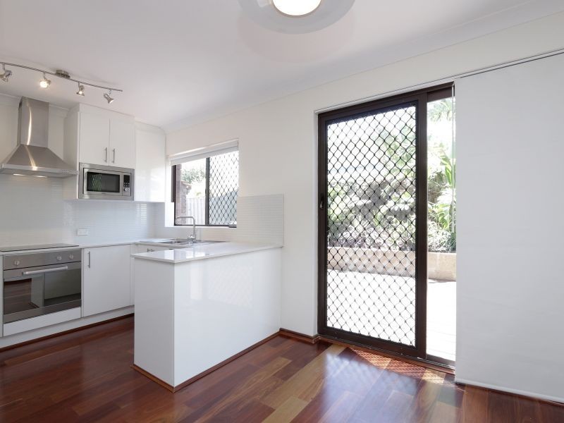3/58 Saunders Street, Como WA 6152