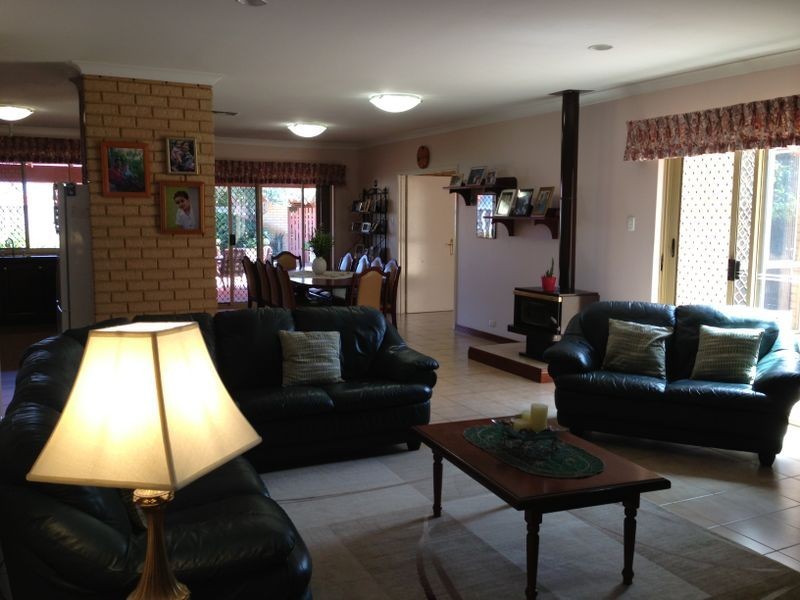 16 Lavender Court, Dianella WA 6059