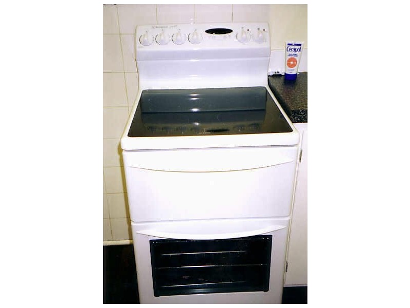 63 Hillview Terrace, St James WA 6102