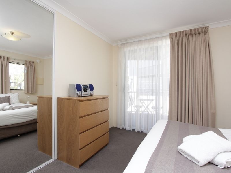 207/29 Melville Parade, South Perth WA 6151