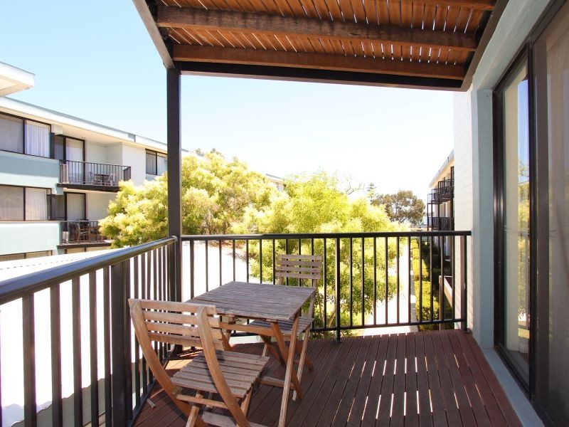 207/29 Melville Parade, South Perth WA 6151