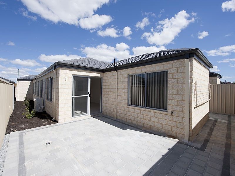 26B Barrett Street, Southern River WA 6110