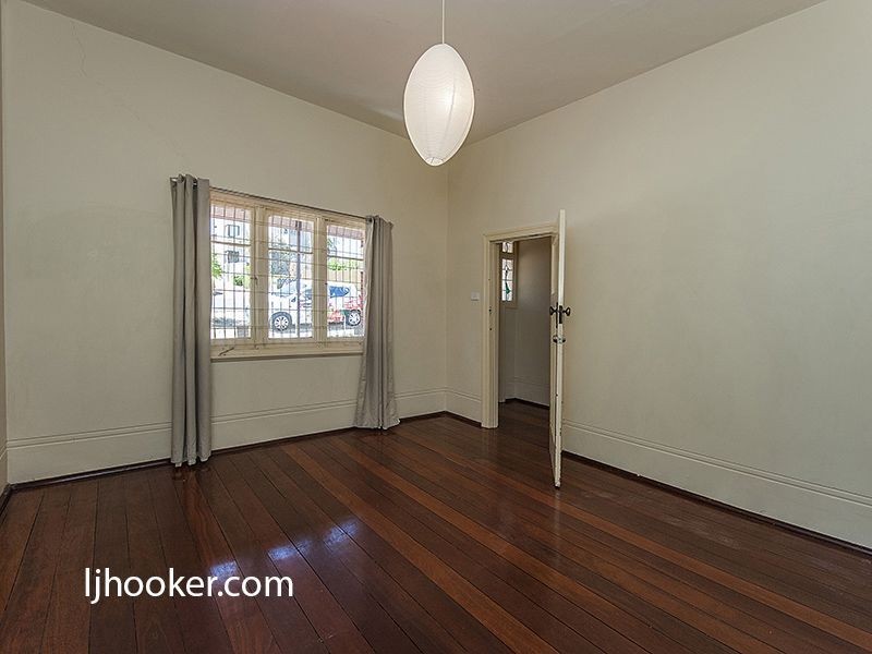 99 McMaster Street, Victoria Park WA 6100