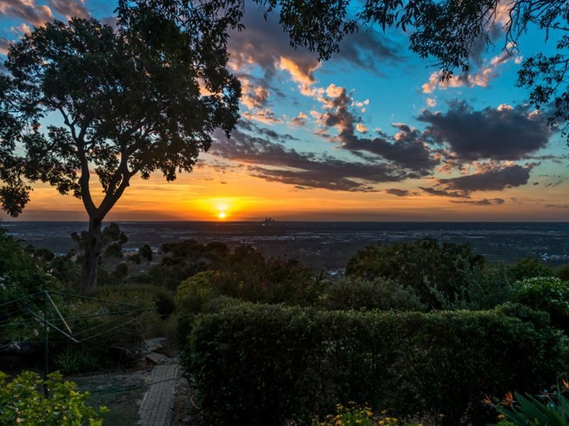 3 Harbour Road, Kalamunda WA 6076