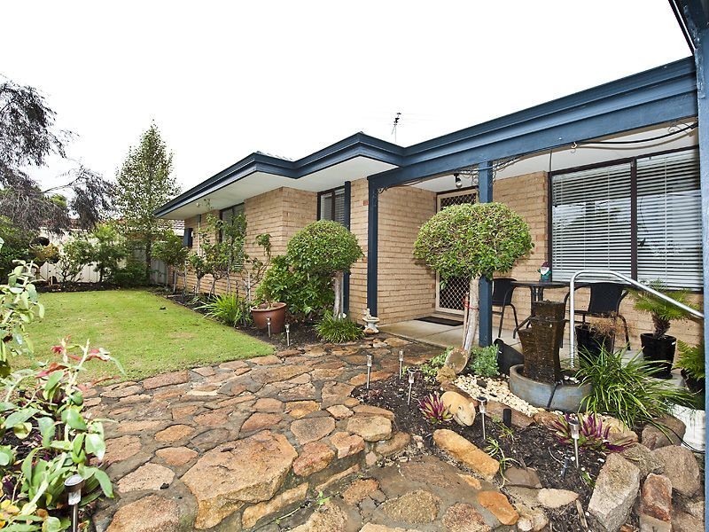 34 Bolderwood Drive, South Lake WA 6164