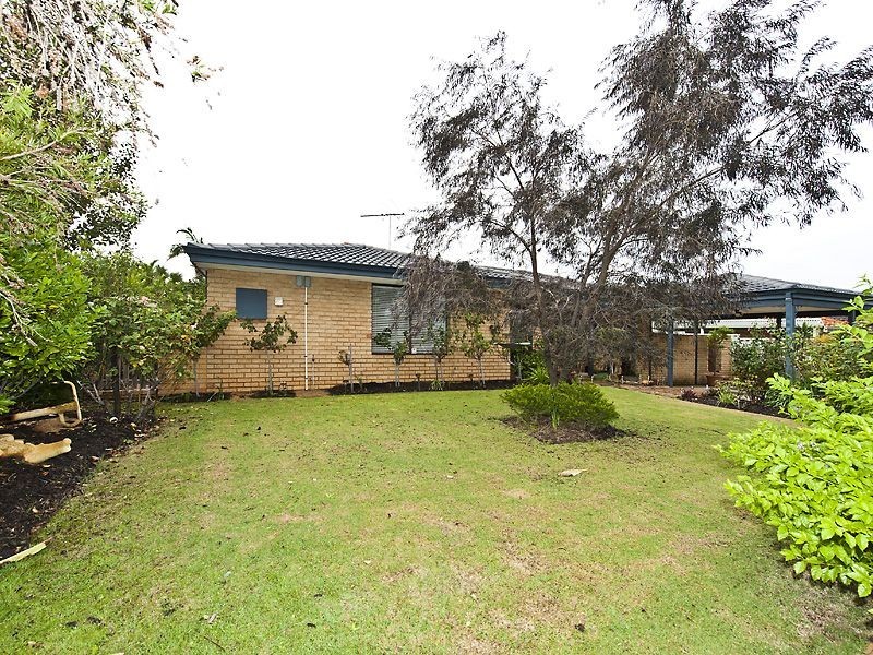 34 Bolderwood Drive, South Lake WA 6164
