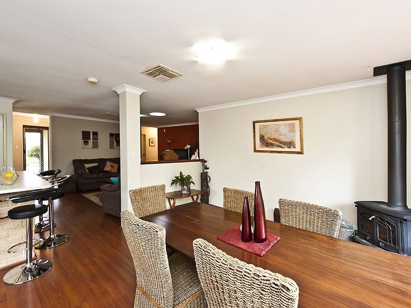 34 Bolderwood Drive, South Lake WA 6164