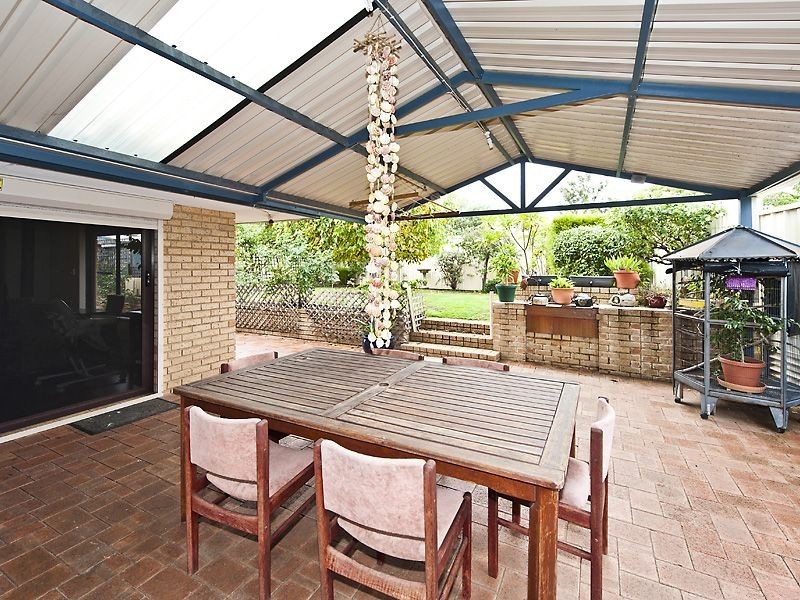 34 Bolderwood Drive, South Lake WA 6164