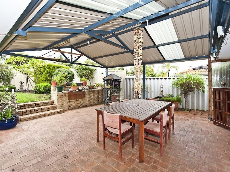 34 Bolderwood Drive, South Lake WA 6164