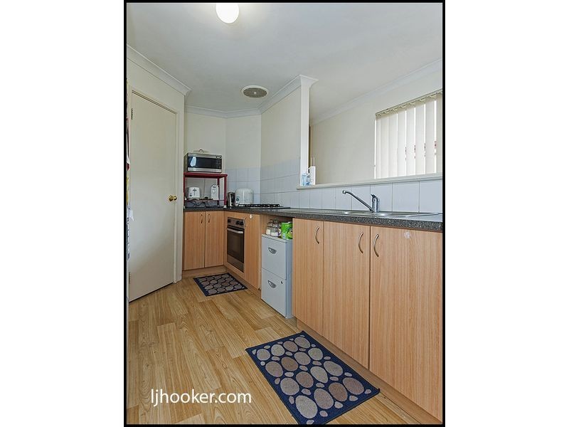 61 Cross Street, Queens Park WA 6107