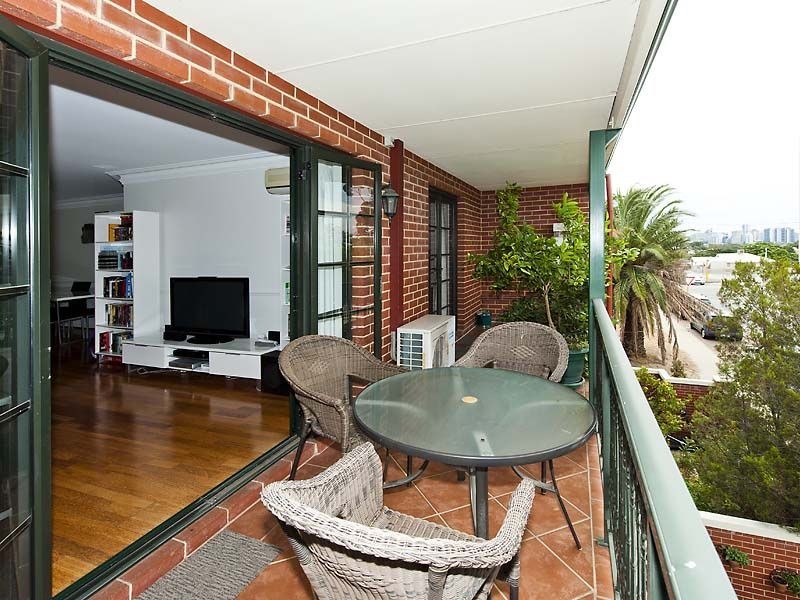 10/30 Banksia Terrace, Kensington WA 6151
