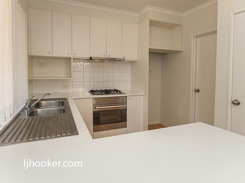 8/53 Woodloes Street, Cannington WA 6107