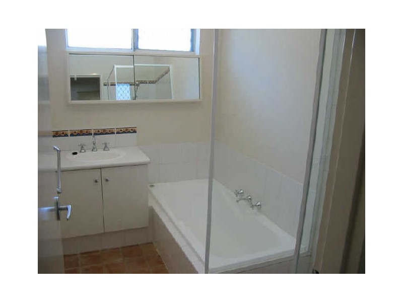 15 Bunderra Close, Karawara WA 6152