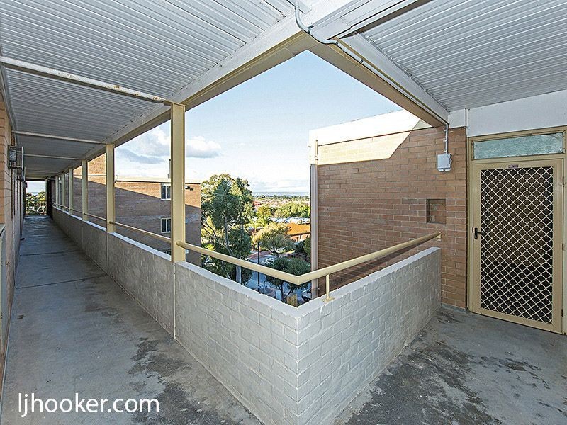 51/53 Leonard Street, Victoria Park WA 6100