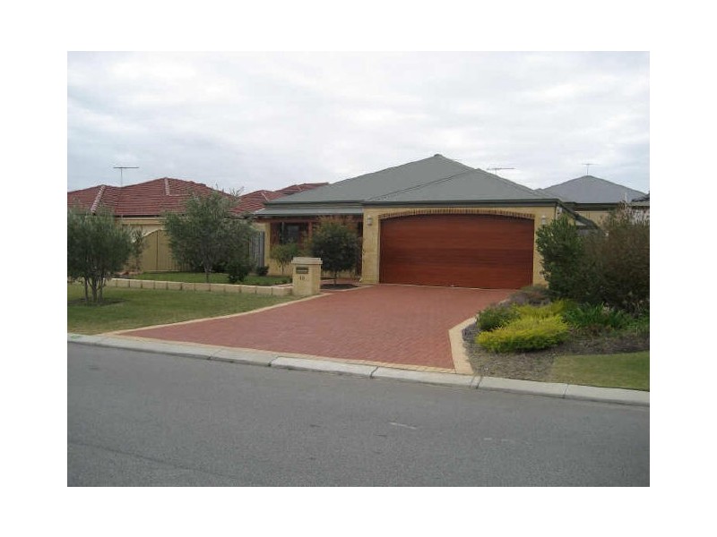 40 Lowan Loop, Karawara WA 6152