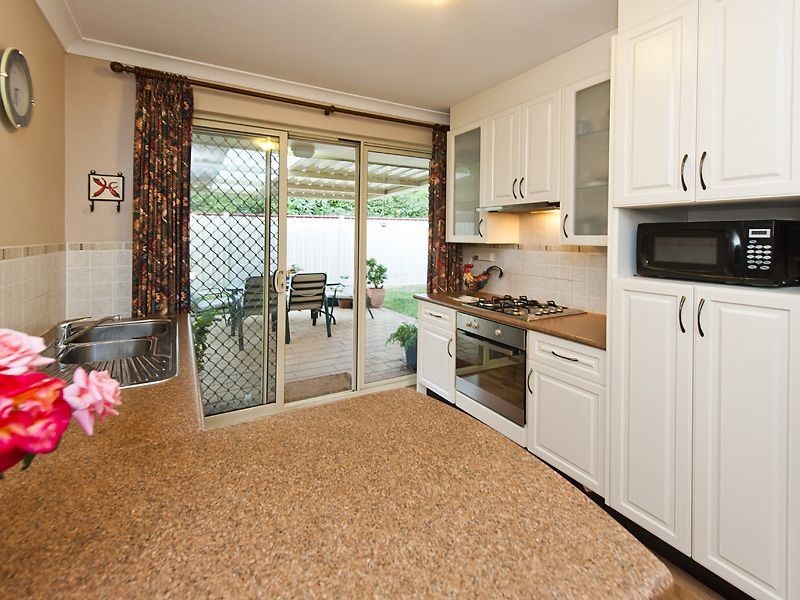 4 Grace Road, Kalamunda WA 6076